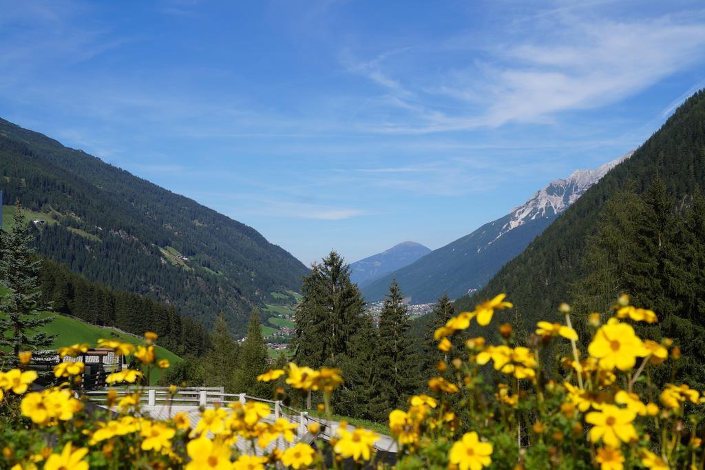 Landhaus Maria Neustift im Stubaital Exterior foto